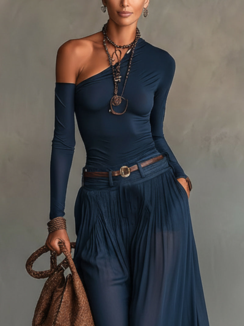 Conjunto de Top Asimétrico en Azul Marino y Falda de Tul Transparente (con cinturón)