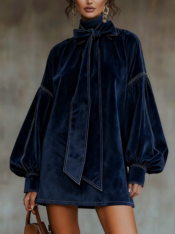 Trinidad | Mini velvet dress with bow